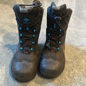 Brand new Columbia snow boots